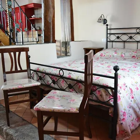 Dolcetna Alloggio per agriturismo SantʼAlfio